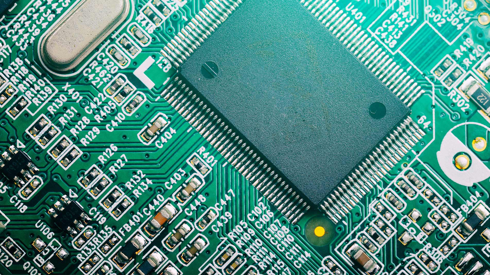 HAST PCB Fail You might assume that the HAST is only verifying the IC, but often, the PCB is the first component to fail. In the AI, HPC, and advanced-packaging era, the PCB is no longer a mere supporting actor. Want to secure your yield? Don't just look at the chip; start with the PCB.
