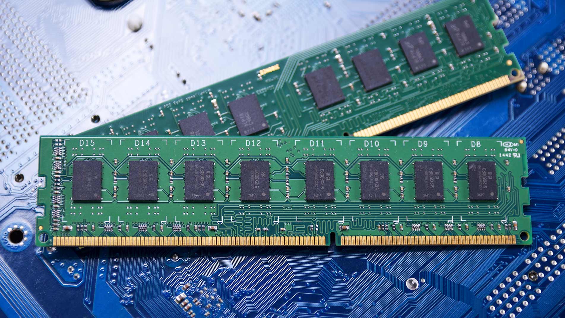 PCR記憶體 記憶體DDR5漲幅已突破100%！在HBM產能擠壓下的2026年，測試廠的容錯率已退無可退。當單顆memory的單價翻倍飆升，您的測試介面能否「不傷害晶片」、「不誤判」、「不用頻繁停機更換」，守住最後的利潤？